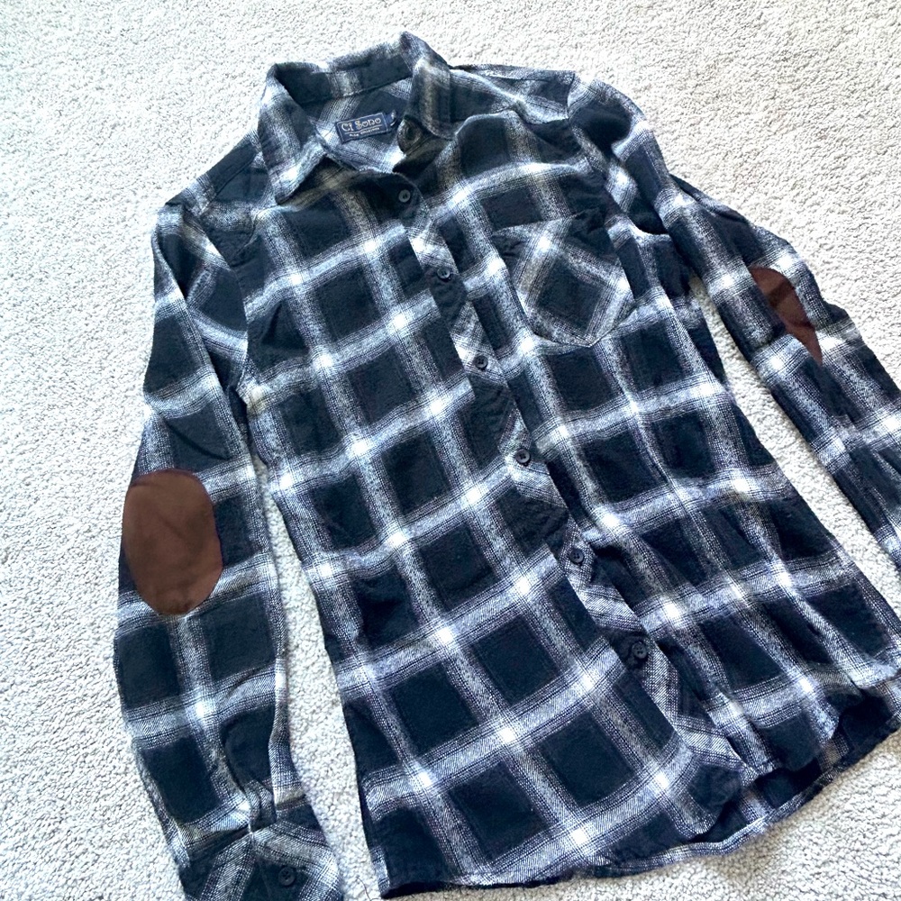 Plaid flannel button up